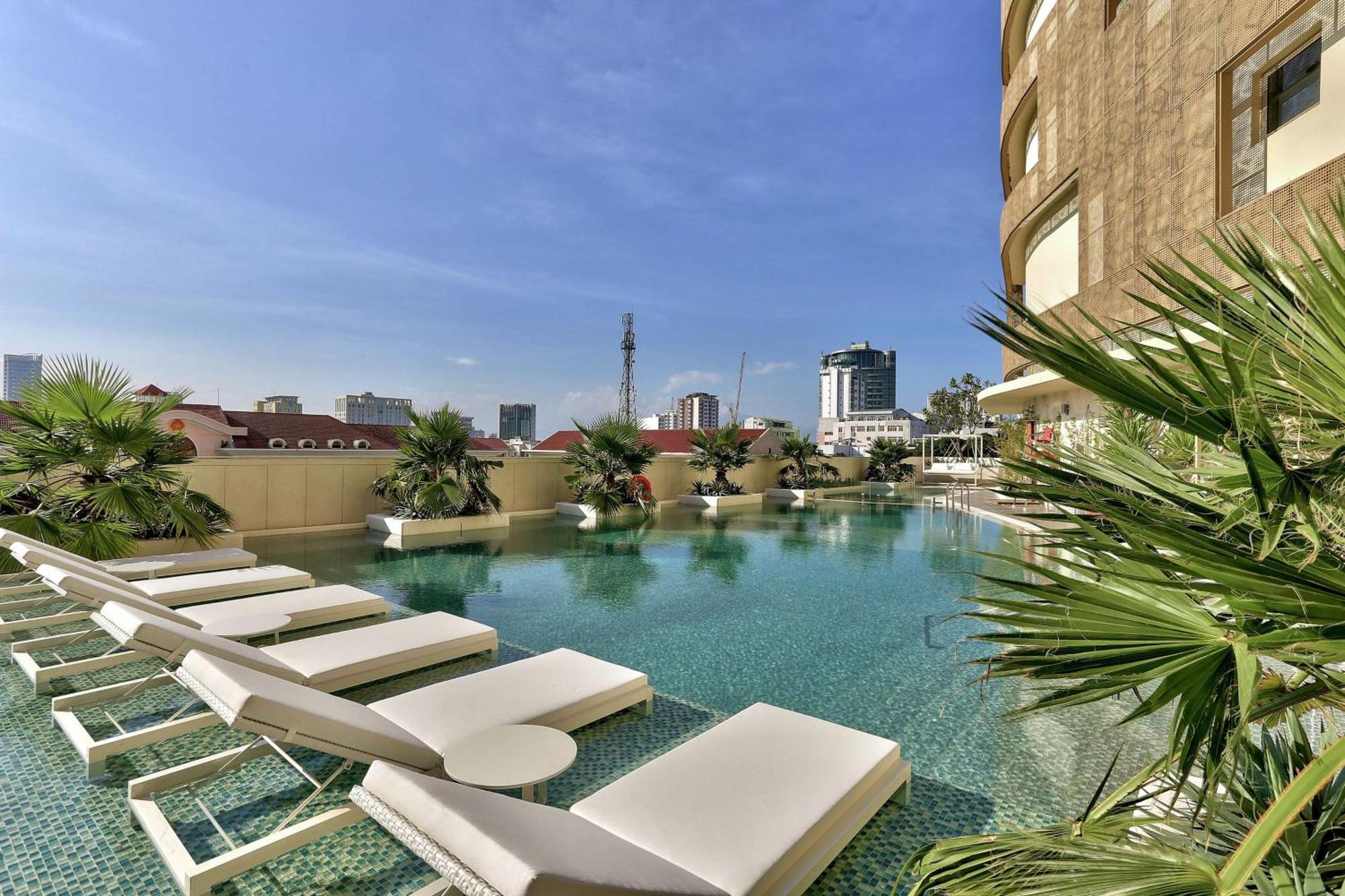 Hilton 5* Đà Nẵng